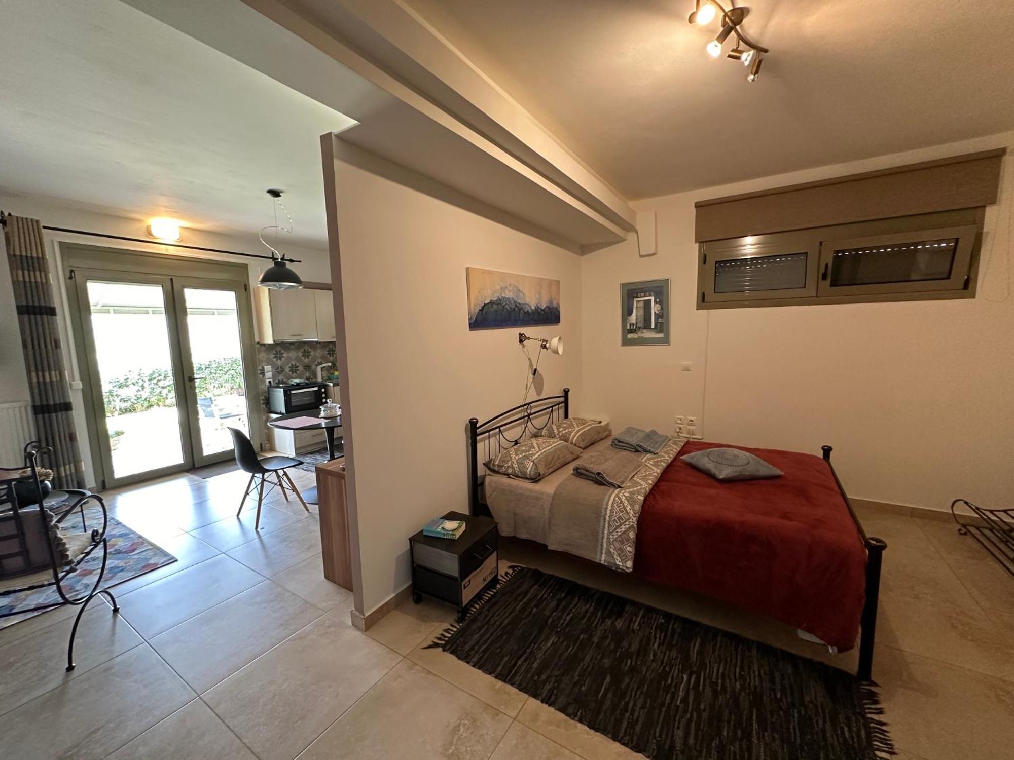 Estia Apartment